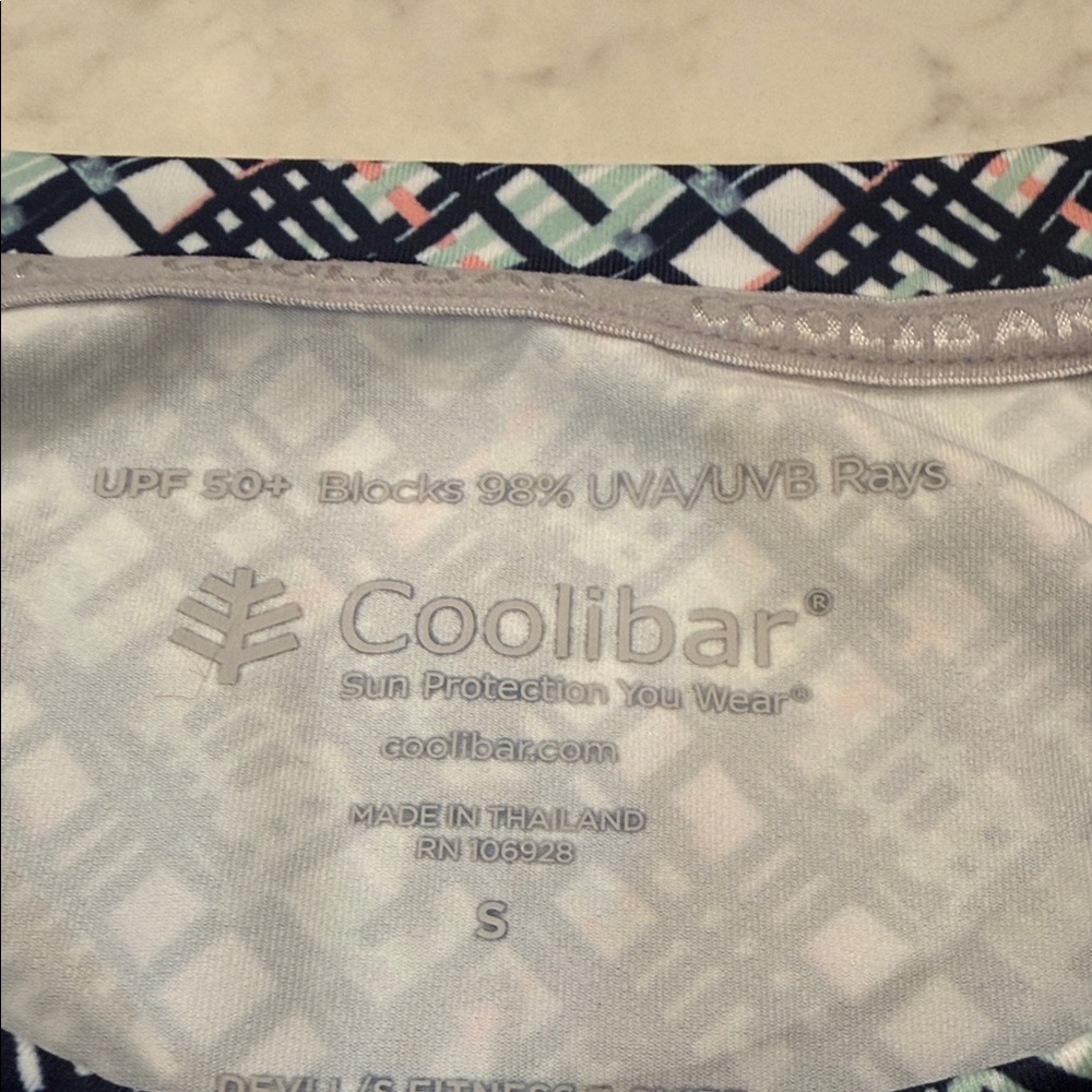 Coolibar Sun Protection Long Sleeve Top Size Small - Picture 3 of 8